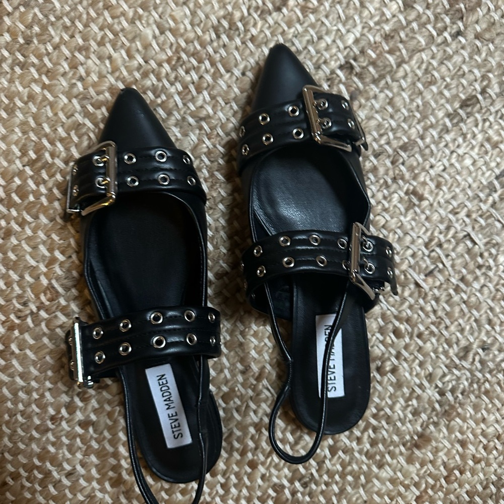 Steve Madden Flats